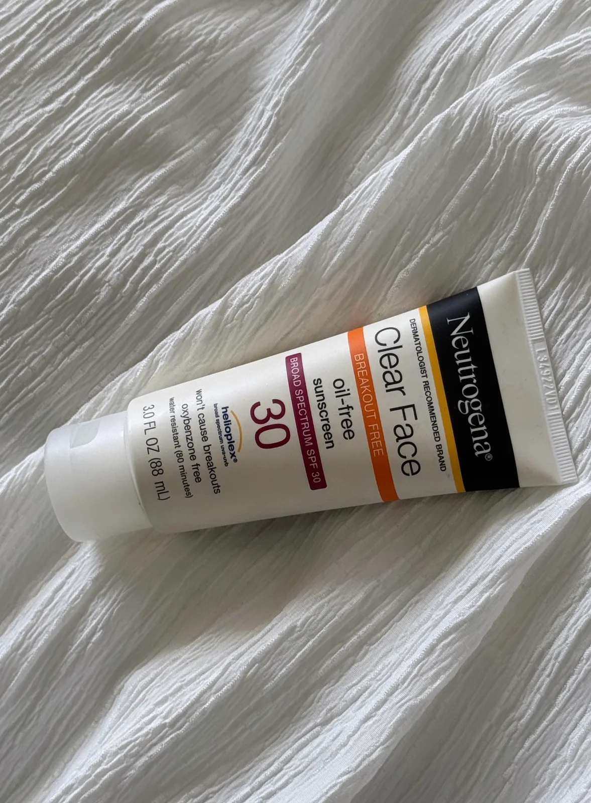 Neutrogena Clear Face SPF 30