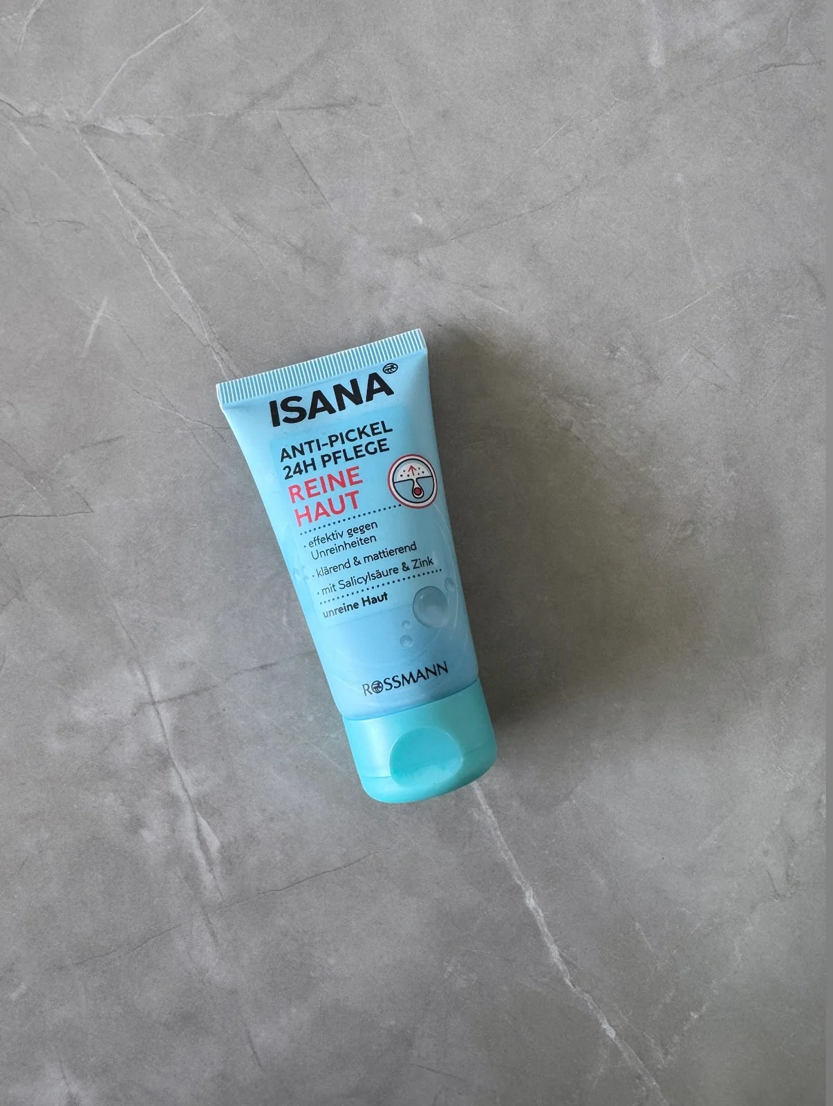 ISANA Anti- granos 24H Pflege 2